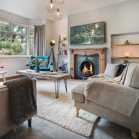 Holiday home Ellerthwaite Place X3 Bed House With Hot Tub In Windermere