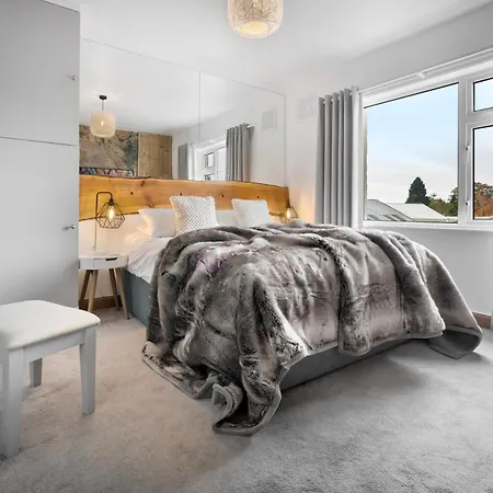 Ellerthwaite Place X3 Bed House With Hot Tub In * Windermere