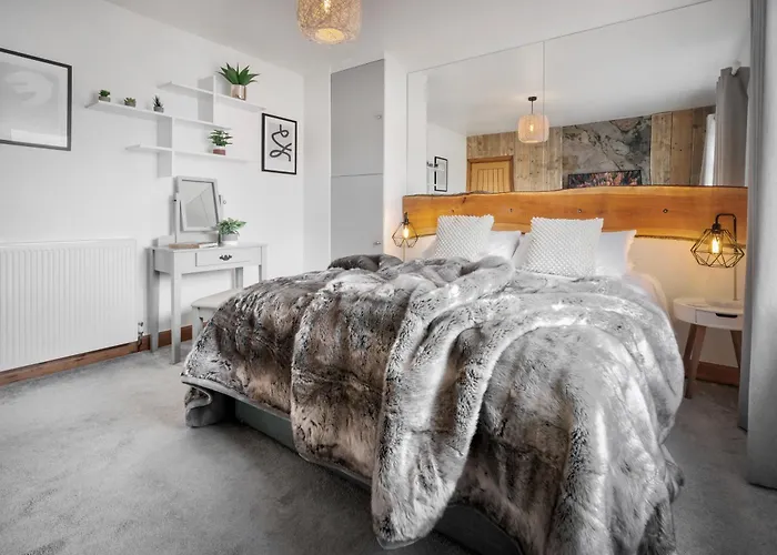 Ellerthwaite Place X3 Bed House With Hot Tub In - Ridgestone * 温德米尔