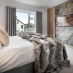 Casa vacanze Ellerthwaite Place X3 Bed House With Hot Tub In - Ridgestone Windermere